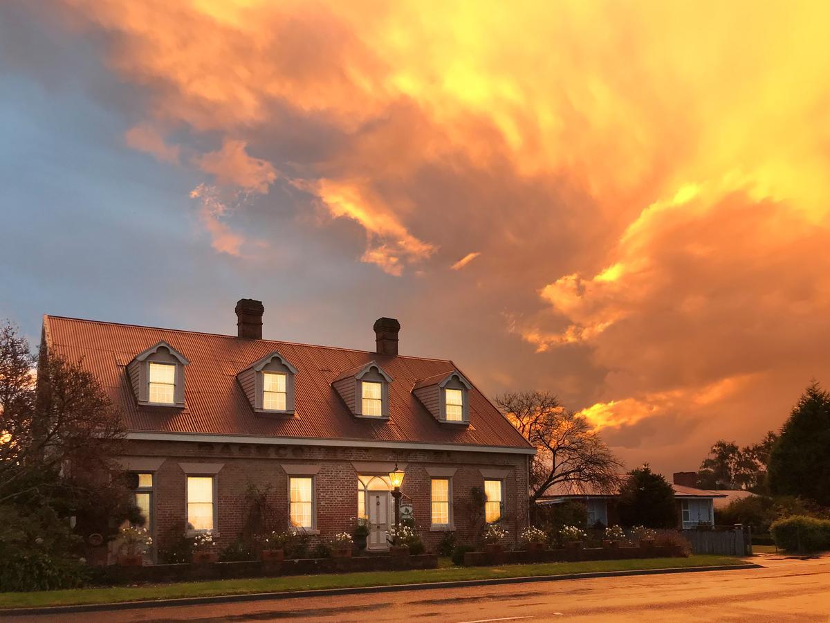 The Racecourse Inn Longford Luaran gambar