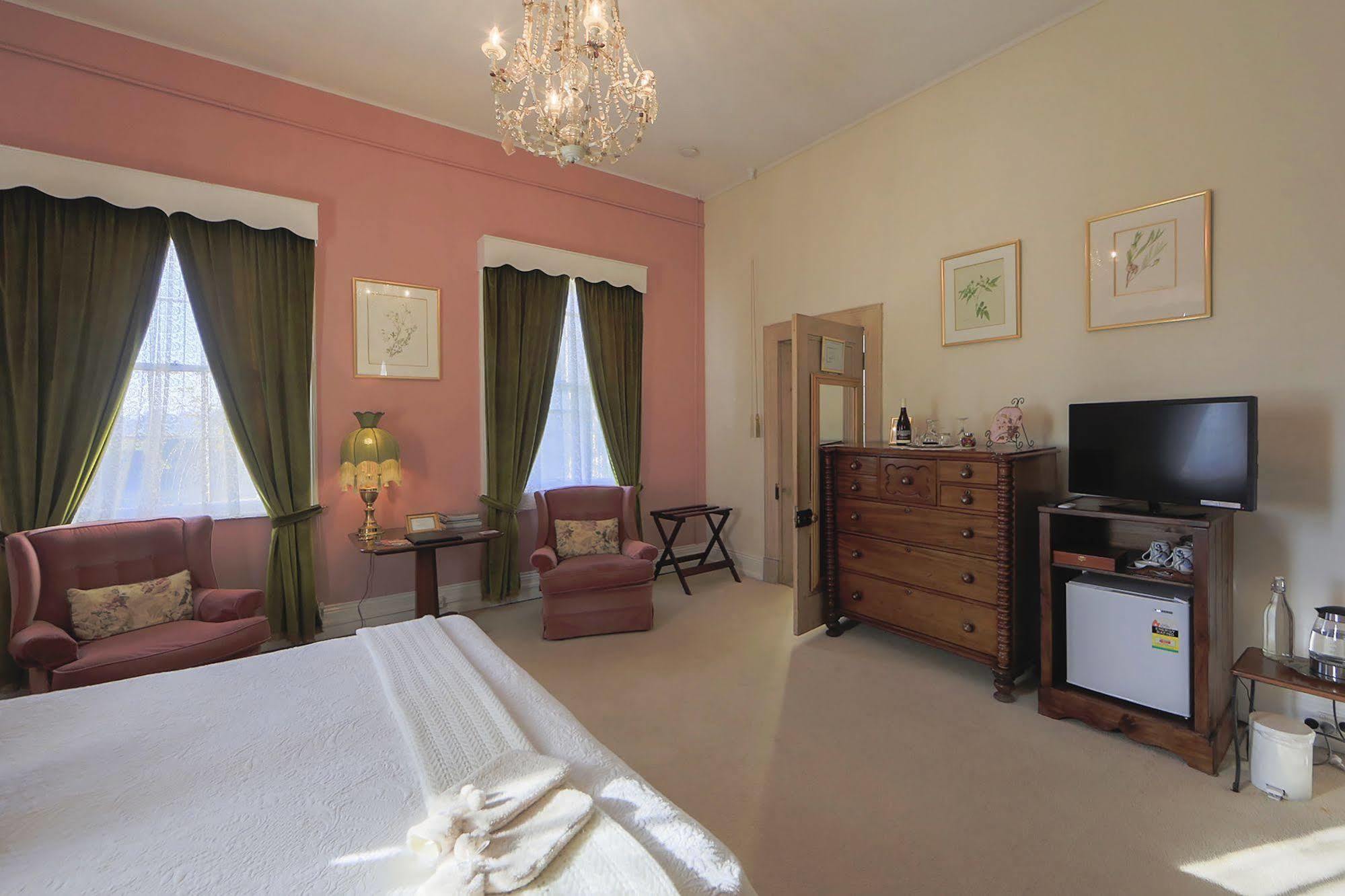 The Racecourse Inn Longford Luaran gambar